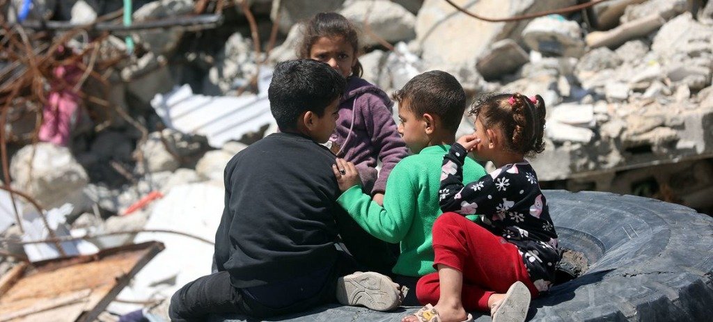 Mental Health Support in Gaza - Children Supporting Each Other